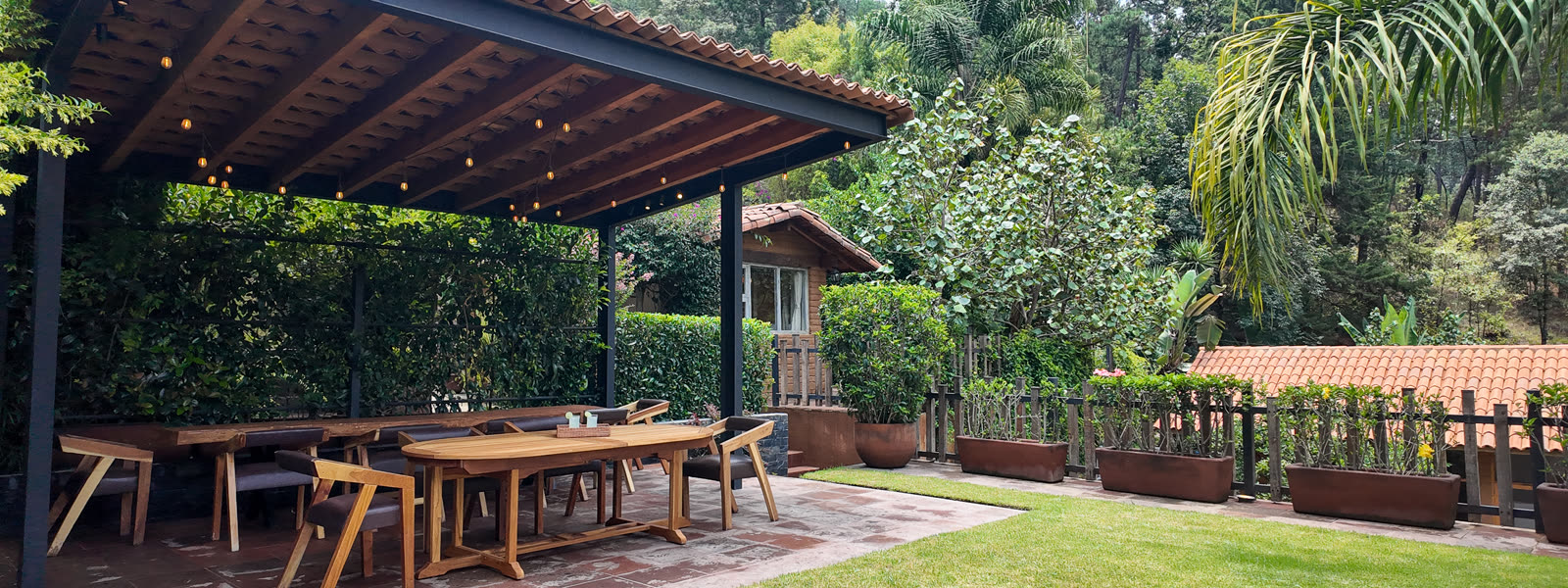 DJI_20250606124342_0140_D_cover_1600x600